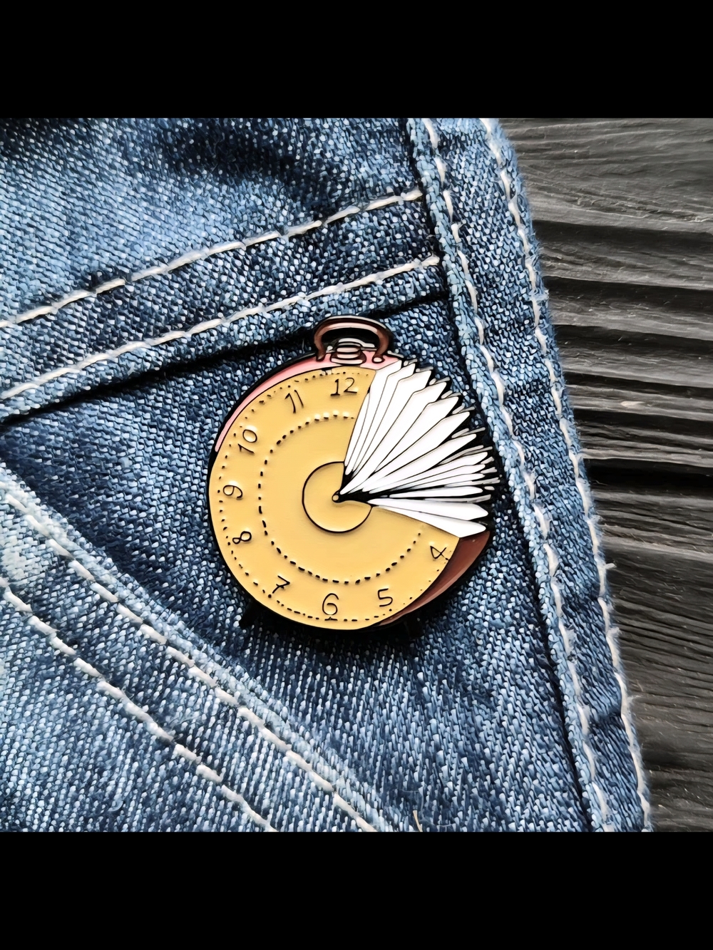Vintage Creative Avid Readers Book Time Clock Metal Enamel Pin Lapel Brooch